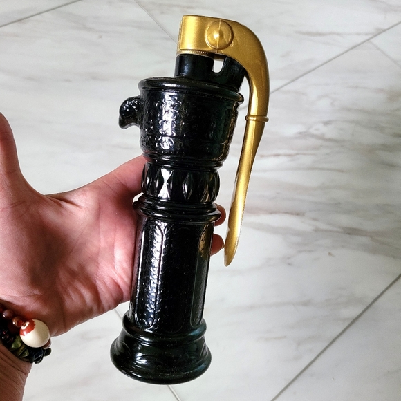 NIB Vintage Avon Pump Decanter Wild Country After Shave Lotion with Original Box - Picture 2 of 10